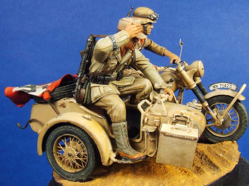 PoliLangsam Fritz © Aleksander Michelotti - Click to Enlarge