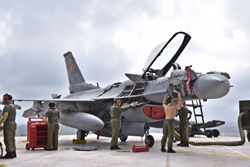 F-16