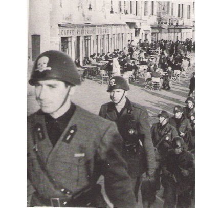 Uffciale VI° Brigata Nera "Augusto Cristina"