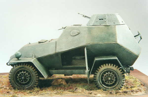 BA 64 © Andrea Tallillo - Click to magnify/shrink