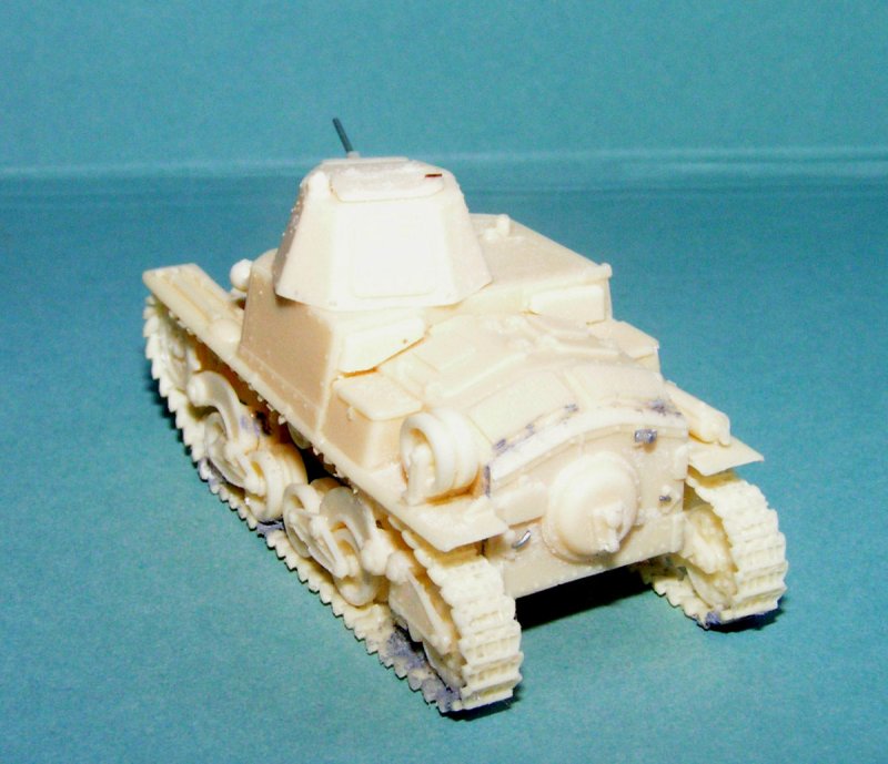 Un piccolo L6 © Andrea Tallillo - Click to magnify/shrink