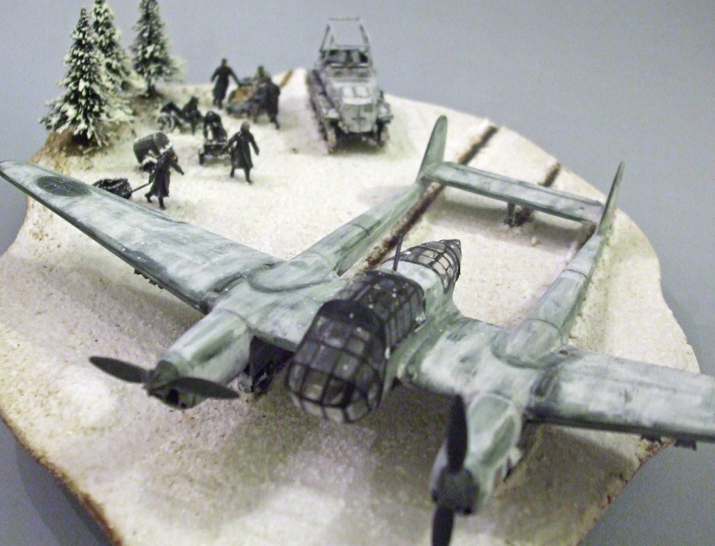 Focke-Wulf Fw-189 & Semicingolato SdKfz 251 © Cristiano Montagnani - Click to magnify/shrink