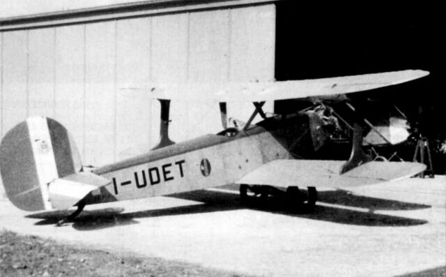 UDET U-12A © Enrico Calanchini - Click to magnify/shrink UDET U-12A