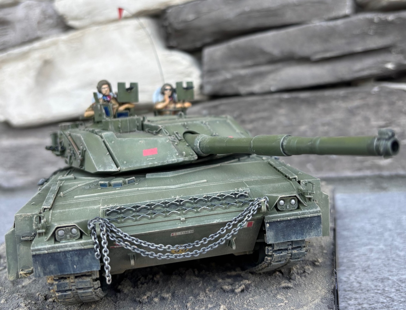 MBT C1 Ariete © Ezio Bottasini - Click to magnify/shrink