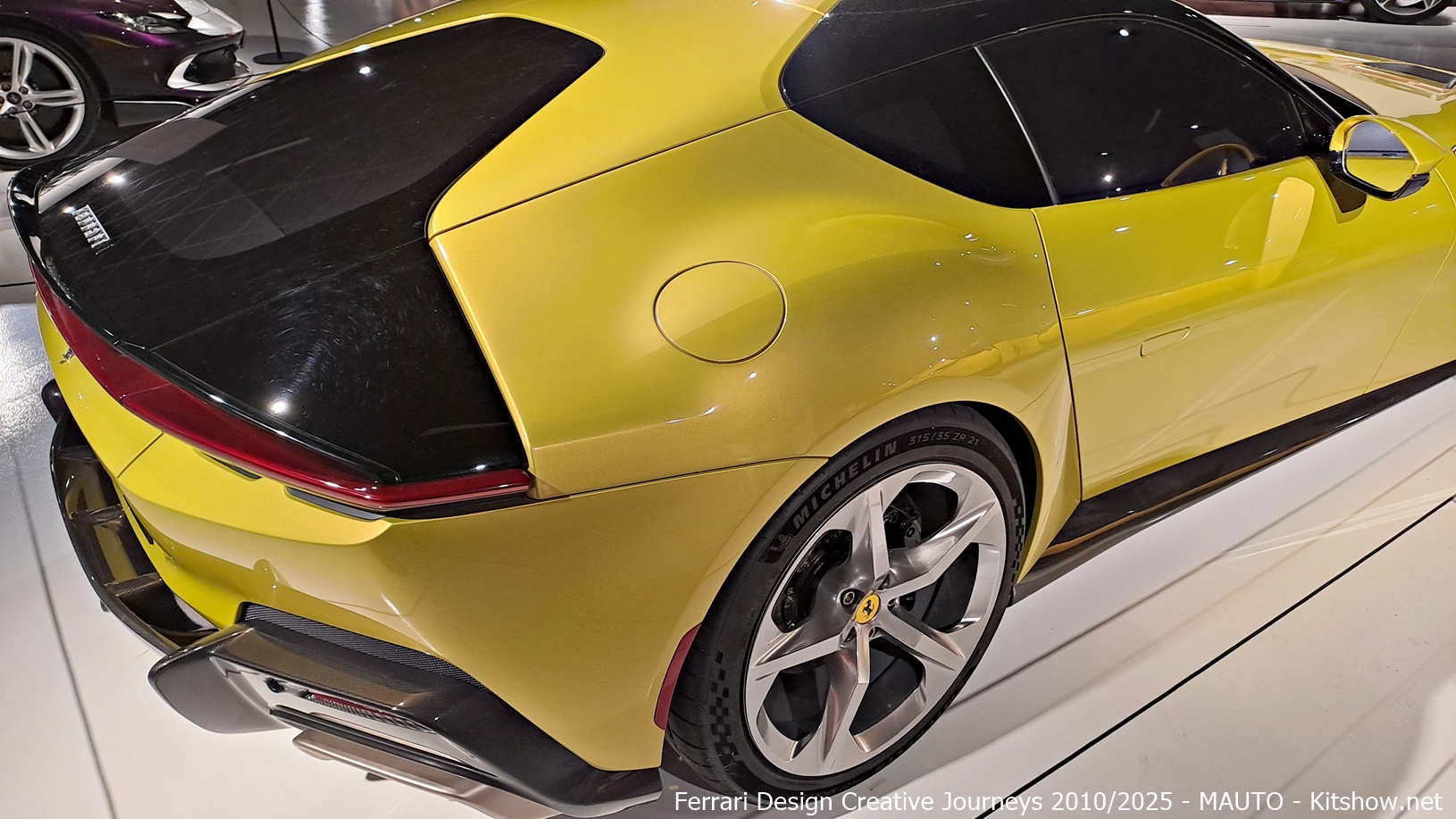 Ferrari 12Cilindri - Click to magnify/shrink