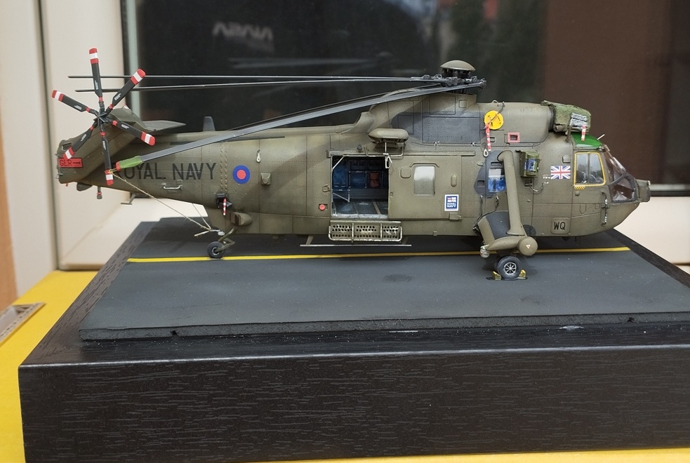 Westland Sea King HC 4 © Massimo De Luca - Click to magnify/shrink
