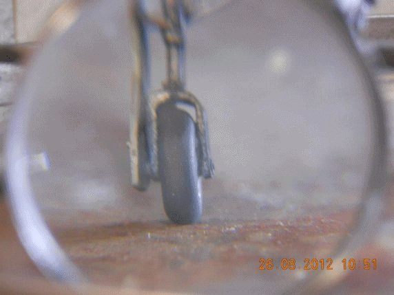 Effetto peso sui pneumatici &copy; Maurizio Ugo