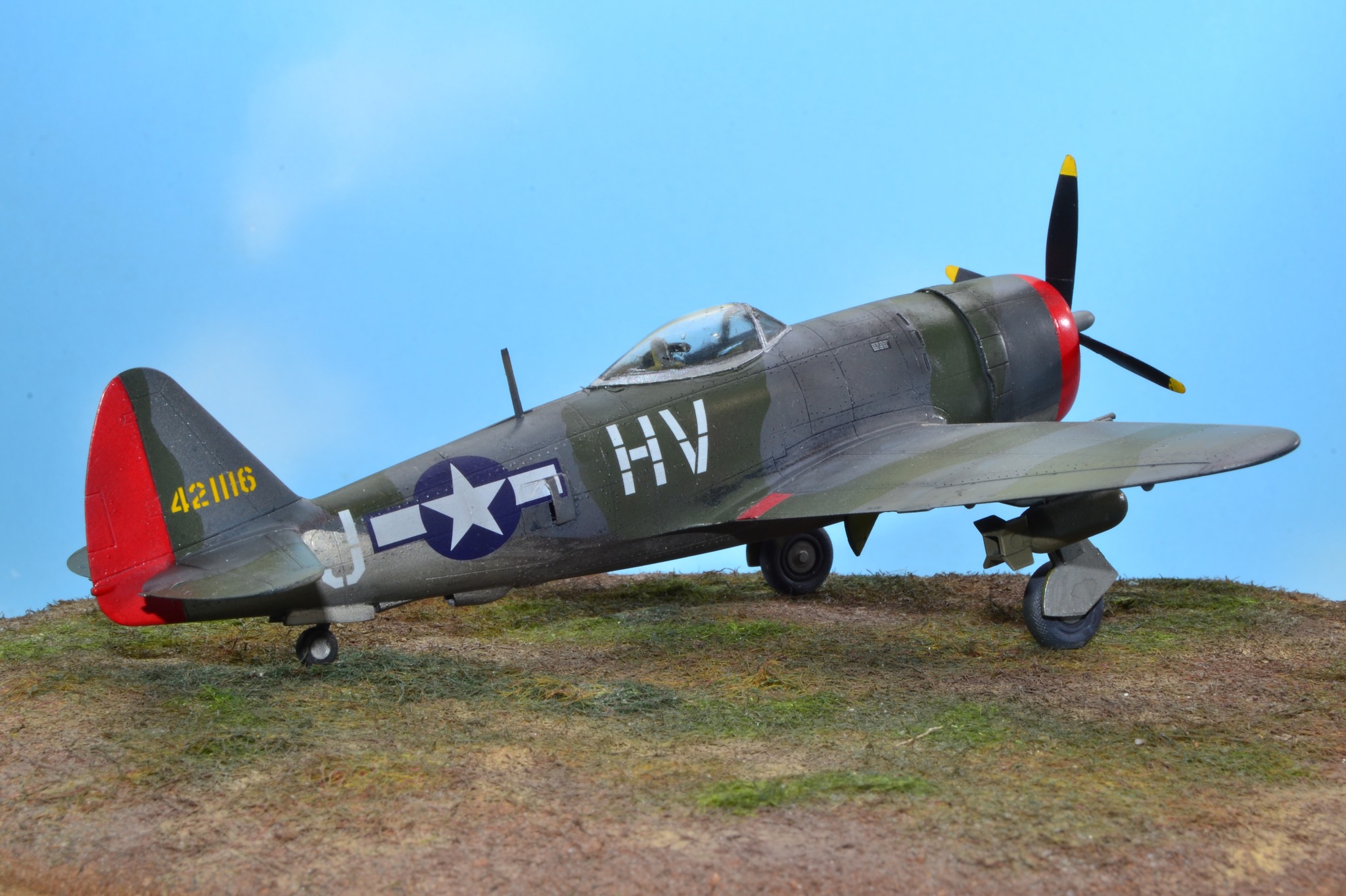 Republic P-47D Thunderbolt © Maurizio Ugo - Click to magnify/shrink