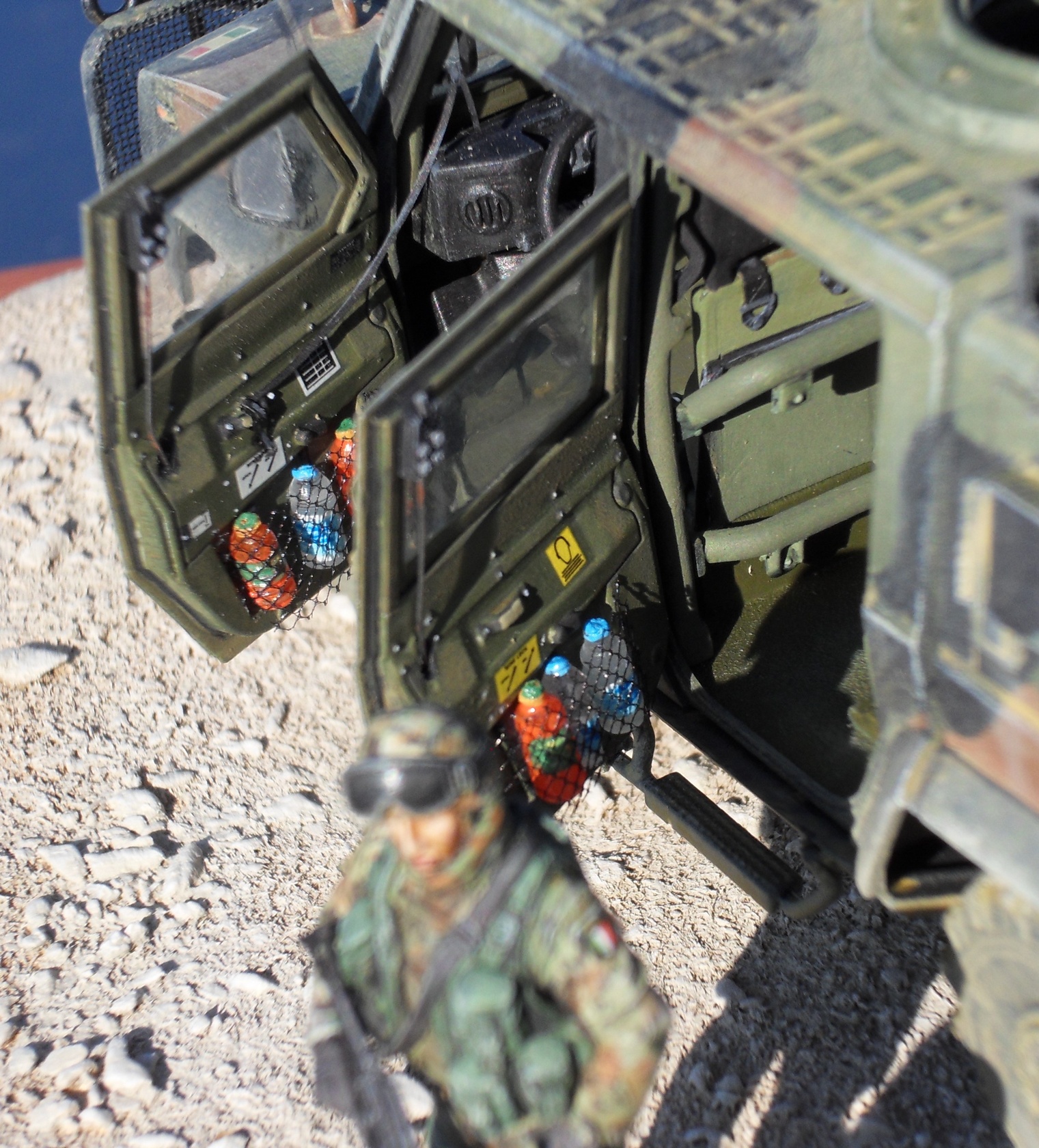 Iveco Lince © Pietro Ballarini - Click to magnify/shrink