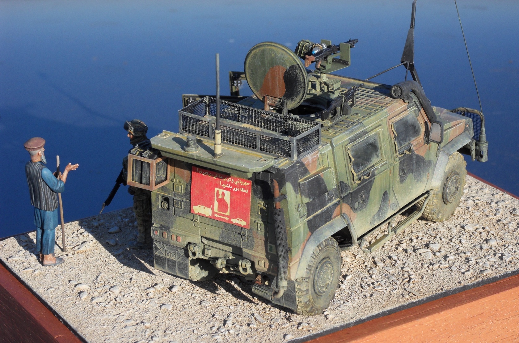 Iveco Lince © Pietro Ballarini - Click to magnify/shrink