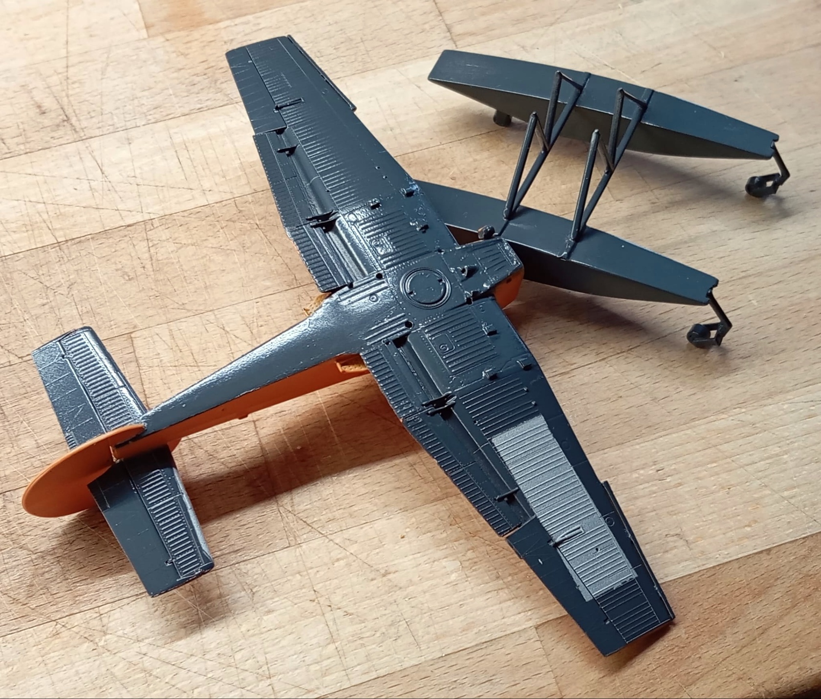 Zlin Z-37 © Roberto Carena - Click to magnify/shrink Zlin Z-37