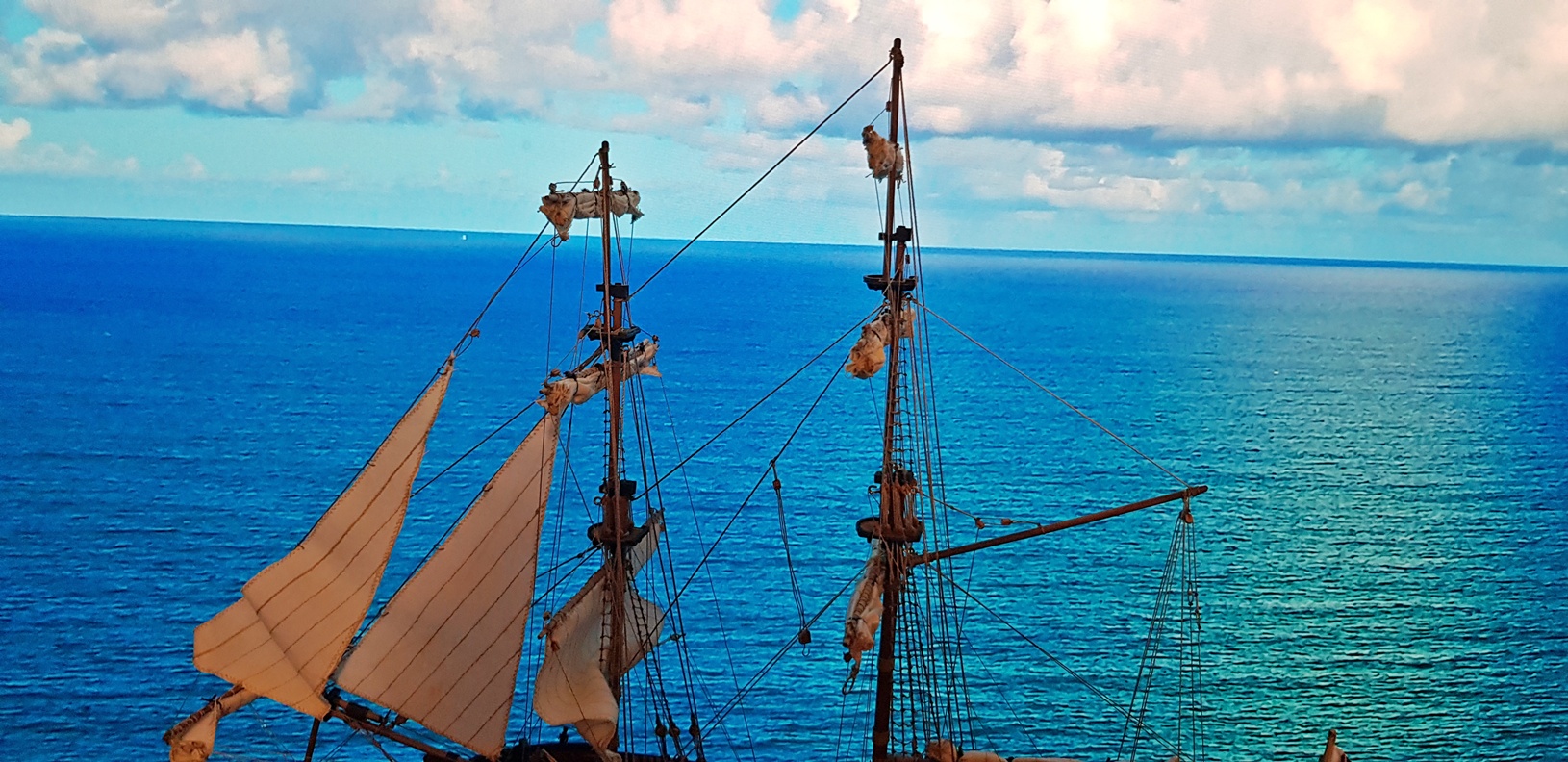 Santísima Trinidad © Sergio Colombo - Click to magnify/shrink