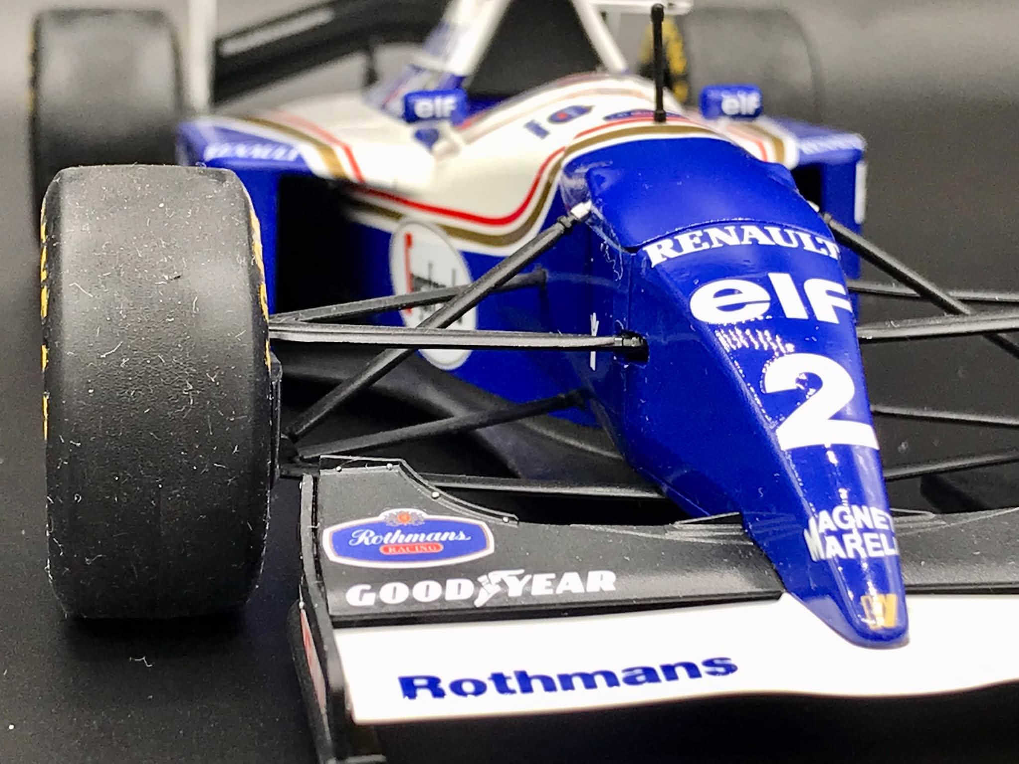 Williams FW16 - 1994 © Manuel Maverick - Click to magnify/shrink